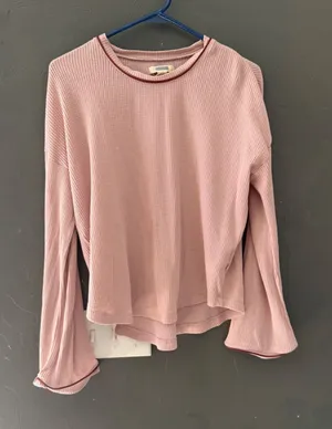 Universal Threads Women Pink Waffle Knit Bell Sleeve Thermal Top M 100 Cotton thumbnail 1