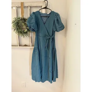 böhme Blue Solid V-Neck Wrap Midi Dress Puff Sleeve Tie Waist Lined Size XS thumbnail 2