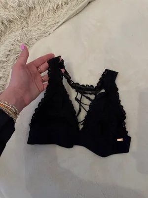 PINK Bralette Victoria's Secret thumbnail 2