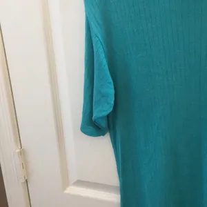 FINAL MARKDOWN Ladies silk ribbed top medium thumbnail 2