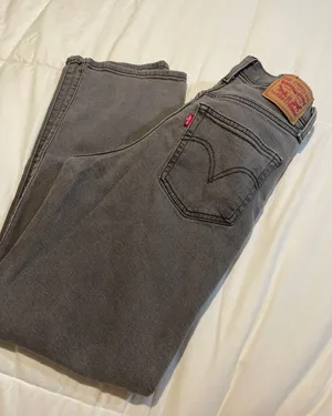 Levi's Ribcage Straight Jeans thumbnail 1