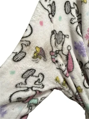 Peanuts Snoopy Holiday Fleece Robe Pink Winter Snoopy Sleepwear 1X NWT thumbnail 5