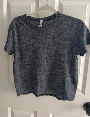 Lululemon shirt thumbnail 1