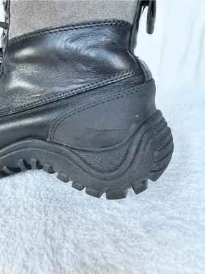 UGG Adirondack II Women’s 1906 Winter Boots Sz 6.5 Waterproof VIBRAM Cozy Snow thumbnail 11