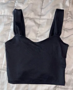 Abercrombie Tank thumbnail 1
