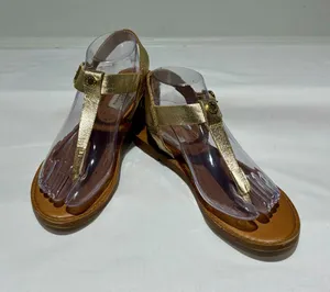 Steve Madden gold flat sandals  Size 8 thumbnail 1