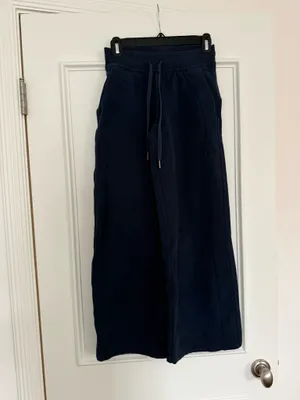 Navy Lululemon Scuba Sweatpants - size 2 thumbnail 1