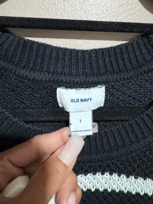 Old Navy Women's Black & White Striped Knit Sweater Large thumbnail 3