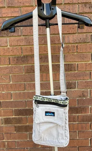 Kavu Keeper Crossbody Bag Purse Canvas Gray Southwestern Aztec Yellow Lined EUC thumbnail 1