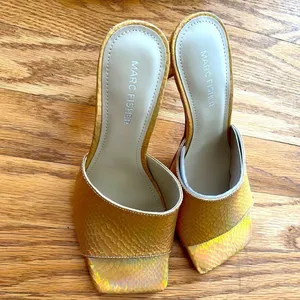 Marc Fisher- “Danria” Square Toe Gold Metallic Slide Dress Heels-8M- NEW thumbnail 8