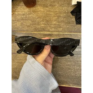 BALENCIAGA BB250S 001 BLACK GREY CAT EYE SUNGLASSES. 52 mm thumbnail 4