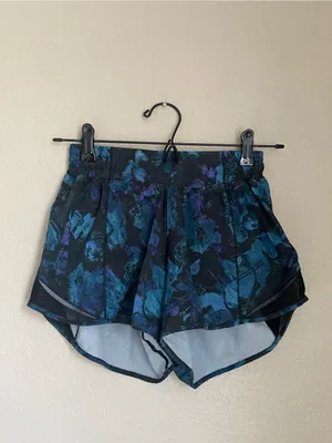 Lululemon Hotty Hot Short II Size 4 Floral Shift Blue Multi / Black thumbnail 6