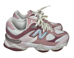 New Balance 9060 Rose Pink Size 6Y‎ WIDE (7.5W) GC9060FR thumbnail 1