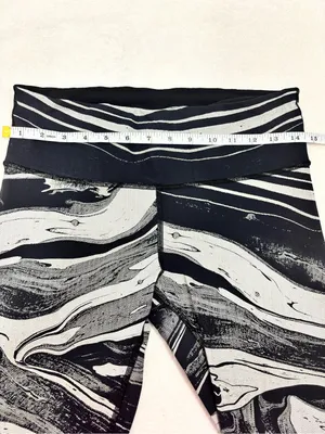 lululemon athletica Black & White Marble-Print Leggings Size 8 thumbnail 4