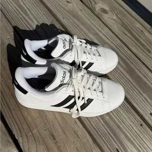 Adidas Classic White and Black Sneakers thumbnail 2