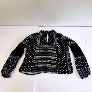 Rip Curl Womens Small Black White Geometric Print Mock Neck Keyhole Blouse Top‎ thumbnail 2