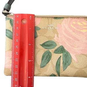 Coach Pink Rose Floral Wristlet Wristlet Purse F26291 thumbnail 12