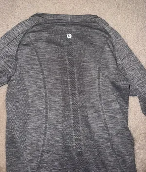 Lululemon Swiftly Tech Long Sleeve Shirt 2.0 Race Length thumbnail 2