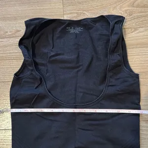 Black Shapewear‎ top Size Medium thumbnail 4