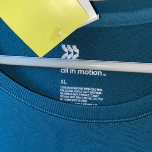 All In Motion Navy Blue Top size XL thumbnail 2