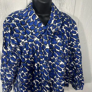 Sandro Blue and White Print Women’s Big Button  Blazer Size 1X EUC thumbnail 4