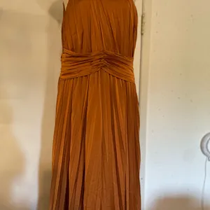 Lulu's One Shoulder Terracotta jumpsuit beautiful wide leg excellent pre owned thumbnail 2