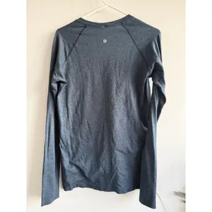 Lululemon Swiftly Tech Long Sleeve 2.0 Shirt Size 10 Heathered Blue Gray Workout thumbnail 3