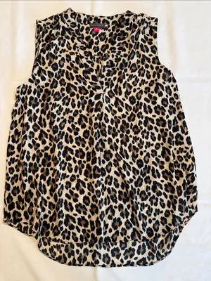 Vince Camuto Leopard Print Sleeveless V-Neck Top - Beige, Black thumbnail 1