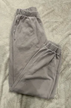 Brandy Melville Sweatpants thumbnail 2