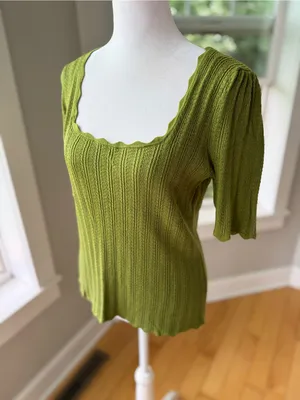 Ophelia Roe Scalloped Square-Neck Ribbed Knit Top in Olive Green Sz Large thumbnail 2