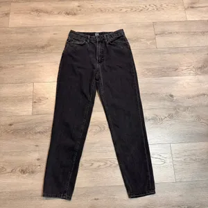 BDG Urban Outfitters Mom Jeans Size 27 Womens‎ High Waist Black Denim Jeans thumbnail 2
