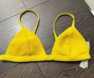 Hollister Women’s Medium Yellow Swim Top thumbnail 1