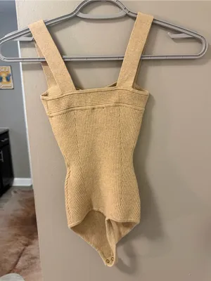 Abercrombie & Fitch ribbed sweetheart neckline sweater bodysuit in cream tan XXS thumbnail 4