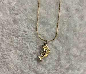 Fashion Costume Jewelry Gold Tone Dolphin Necklace thumbnail 4