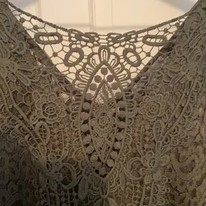 Charlotte Russe lace fitted bodysuit, L thumbnail 5