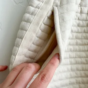Everlane | Organic Cotton Quilted High-Rise Shorts in Parchment‎ Cream thumbnail 5