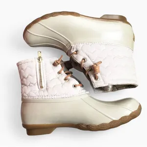Sperry Women’s Saltwater Chevron Quilt Duck Boots Ivory Size 7.5 thumbnail 4