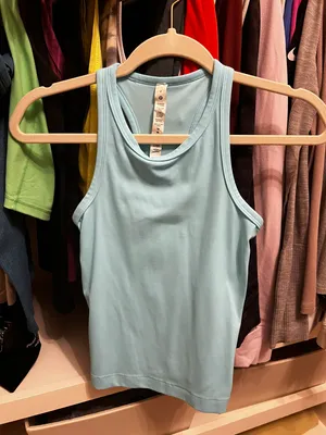 Lululemon Tank thumbnail 1