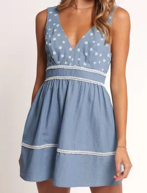 Petal & Pup Estrella Mini Dress V Neck Size Small thumbnail 1