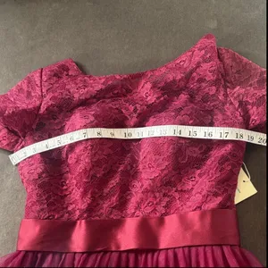Women’s Full Length Burgundy Prom Bridesmaid Dress Short Sleeve Zip Back Size 10 thumbnail 11