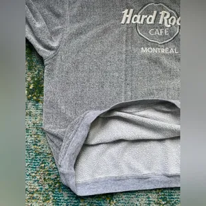 Hard Rock Cafe Vintage Montreal Canada gray logo sweatshirt, size XL thumbnail 6