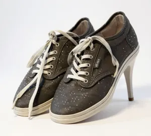 Vans Low Top Sneakers Gray with White Polka‎ Dots Casual Shoes thumbnail 1