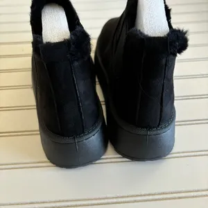 Unbranded Platform Ankle Boots Size 8 Black Faux Suede Fur Lined Slip On Booties thumbnail 4