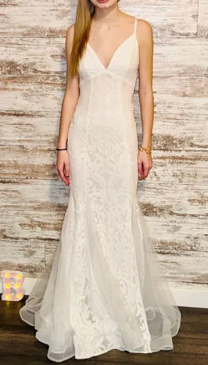 Boutique White Satin And Lace Prom Dress thumbnail 1