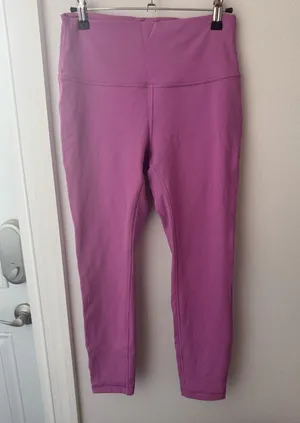 • Lululemon • Women’s Wunder Train Leggings Pink Size 8 thumbnail 1
