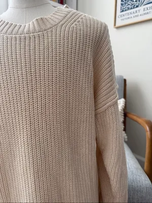 American Eagle Long Weekend Crewneck Sweater in Cream XXS thumbnail 4