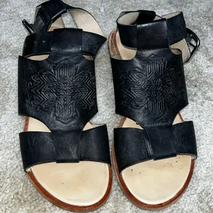 UGG Koolaburra Santae barbare WOMENS sandals 7.5, dark navy thumbnail 1