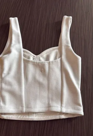 Lululemon Tank thumbnail 3