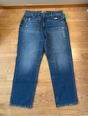 NEW Maurices curvy Legacy Fit Straight Leg Jeans - vintage inspired, Medium wash thumbnail 1