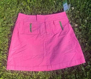 Lilly Pulitzer NWT size 2 skirt! looks brighter in the sun thumbnail 1